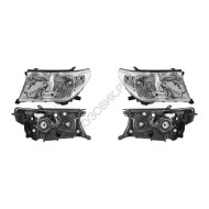 Фары Тойота Лэнд Крузер Toyota LandCruiser 200 (2008-2011) комплект 2 штуки левая и правая TOYOTA высокое качество